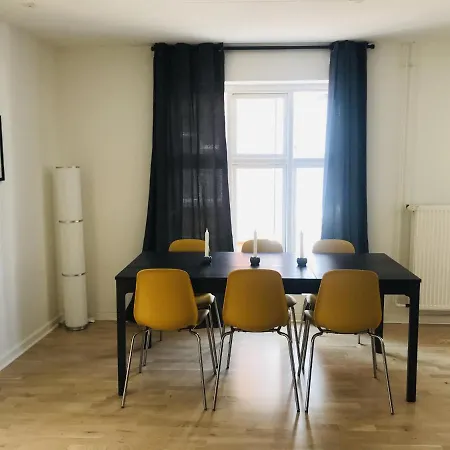 Bed & Breakfast Adnana - Center On Shopping Street Aalborg